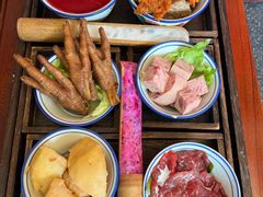 -卤校长重庆火锅(国兴店)