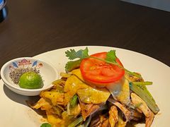 -大头虾越式风味餐厅(光明广场店)