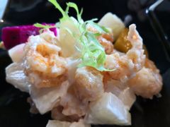 凤梨虾球-穹六人间 people 6(岳阳路店)