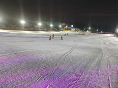 -采薇庄园四季滑雪场