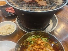 -韩风烤牛肉冷面店