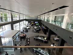 -奔驰上海利星(七宝店)