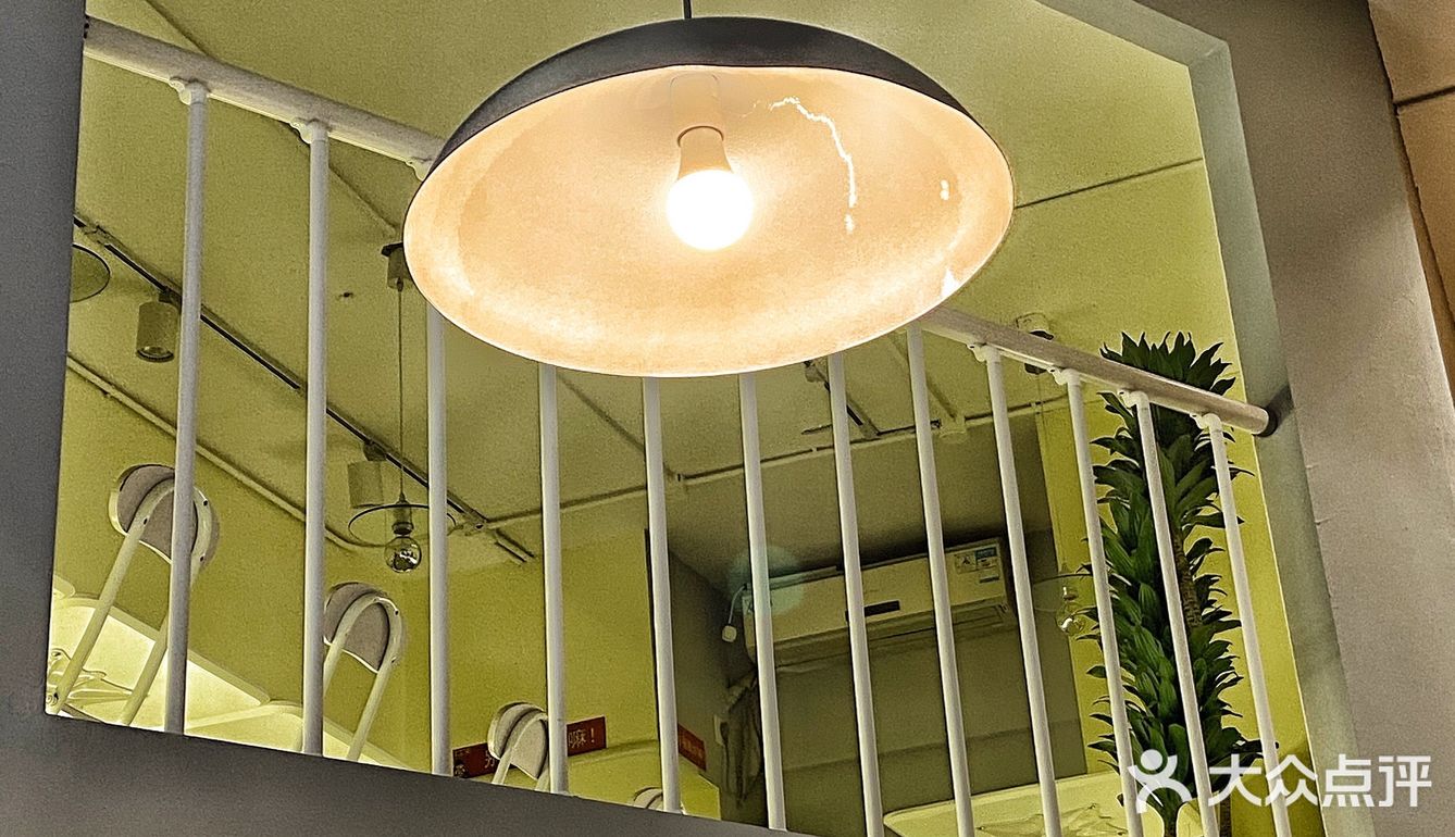 最近是爱上了江西的拌粉，一连吃了好几天的节奏。