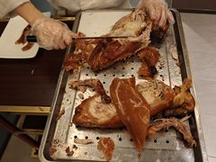 -艳阳天民俗村(公园路店)