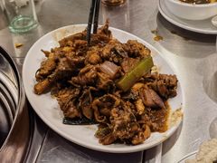 -胡须佬鸡煲四季火锅店(石厦西村直营店)