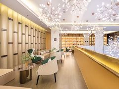 -珠海拱北富华里环宇城亚朵酒店