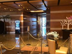-上海佘山世茂艾美酒店