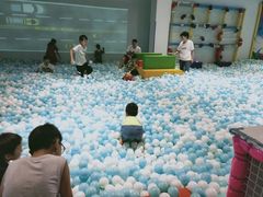 -蒙特利亲子乐园