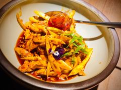 敲糖棒棒鸡-辛香汇·现炒川菜(淮海路百盛店)