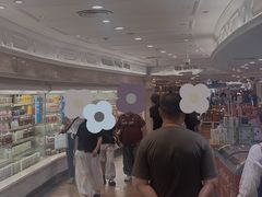 -金鹰超市(国际购物中心新街口店)