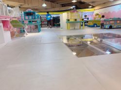 -多多淘儿童体验中心(重庆来福士店)