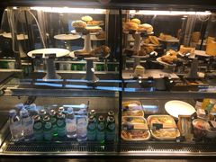 面包甜点陈列柜-星巴克(重庆上海城店)