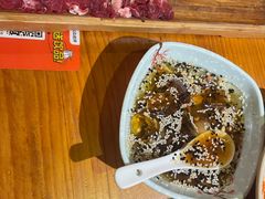 -野山舂·贵州现舂酸汤火锅(鸿通城店)