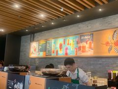 -星巴克臻选(周浦万达店)