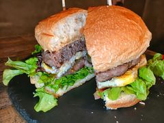 芝士汉堡-HIGH FIVE哈福手工汉堡(桂林路店)