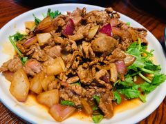 -唐师傅湘西名菜馆(武陵路店)
