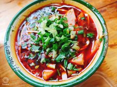 -拈签一笑黄牛肉辣卤串串
