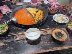 -周小明火锅(黑金冠社区店)