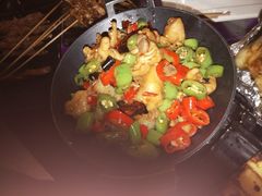 -蓝尊量贩(黄河路店)