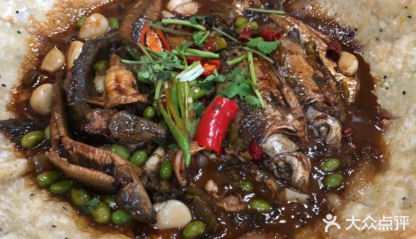带着孩子去玩钱仓葵花园玩过，正好到了饭点