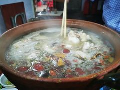 -威邵鸡煲(西华路总店)