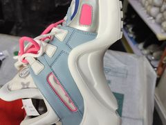 -翰皇直营洗衣洗鞋(望京鹿港店)