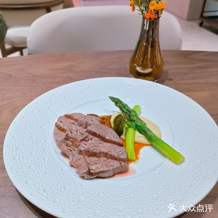 藏在中信泰富B1的精致法餐