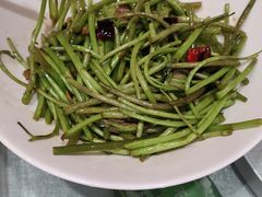 -辛香味烧鱼馆·非遗技艺·排骨红烧肉(光谷医药园店)