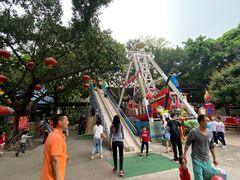 -顺德大良半月城游乐场