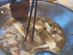 -大众跷脚牛肉馆·非遗传承单位(峨眉山店)