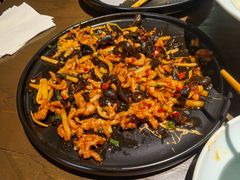 -梧桐树下(云锦世家店)