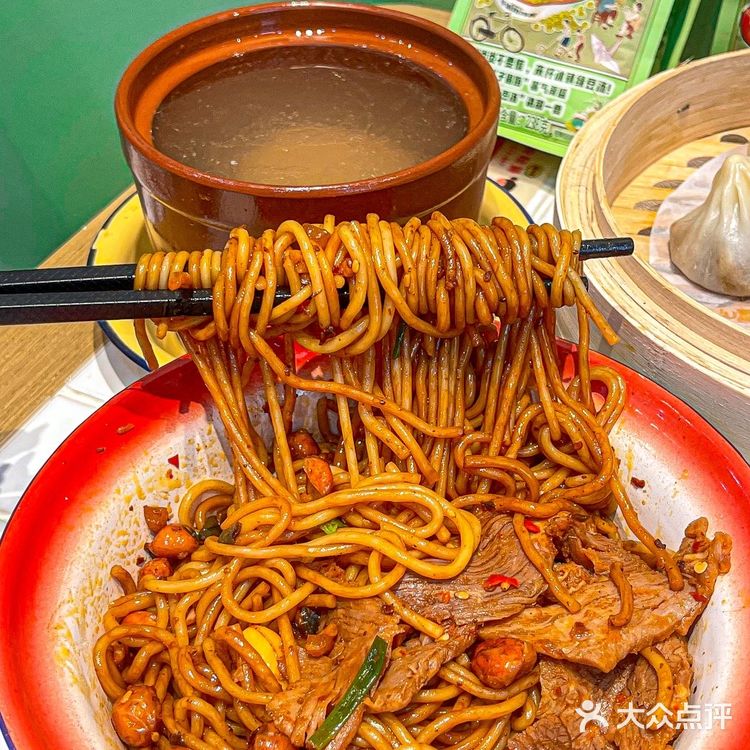 杭州藏在小巷子里的拌粉店‼️江西“拌粉之光”