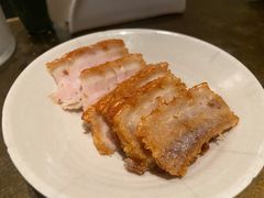 脆皮猪五花-漆黑觉米粉(三里屯店)