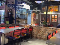 -马路牙子烧烤音乐酒馆(望京店)