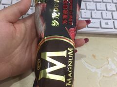 -全家便利店(宜山路站店)