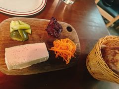 -羽深肉铺 Steak & Wine