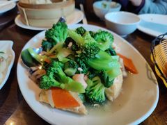 -李泉居