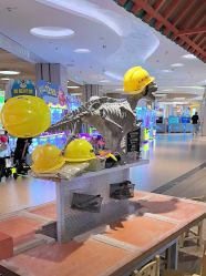 -卡通尼乐园(新达汇三林店)