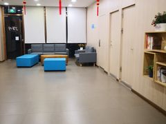 -汉庭(深圳宝安客运站地铁站店)