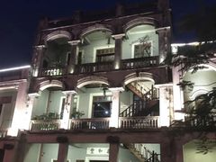 -海口骑楼小吃街