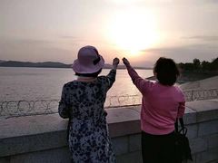 -姥家大锅台水库渔家