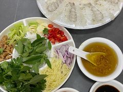 -官塘陈记鱼生·潮汕砂锅粥·牛肉火锅(潮枫路总店)