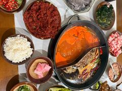 -重庆故事姊妹老火锅(财经学院店)