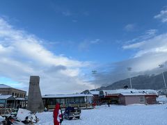 -丝绸之路山地度假区滑雪场