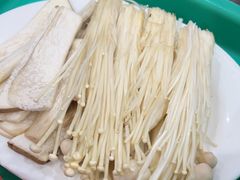 -濠轩阁特色生蚝火锅(水湾路店)