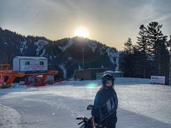 -丝绸之路山地度假区滑雪场