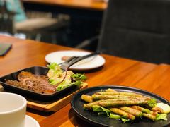 -hallch 好吃餐厅(全运村中央广场店)