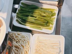 -老王全牛宴·鲜牛肉牛杂火锅(总店)