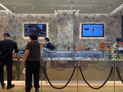 -VENCHI 闻绮(上海佛罗伦萨小镇店)