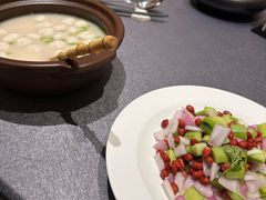 -连鹭海鲜·海肠捞饭·海胆饭(星海店)